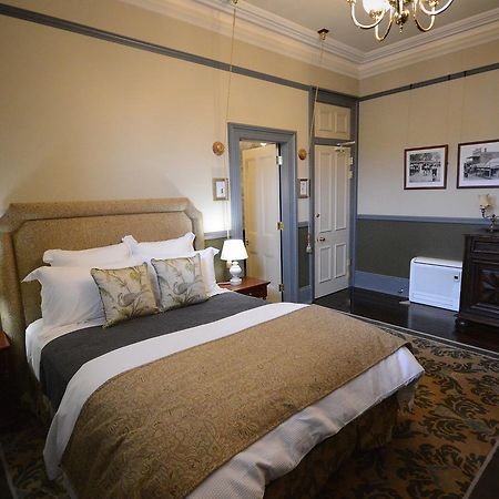Old Bank Boutique Hotel Mittagong Kültér fotó