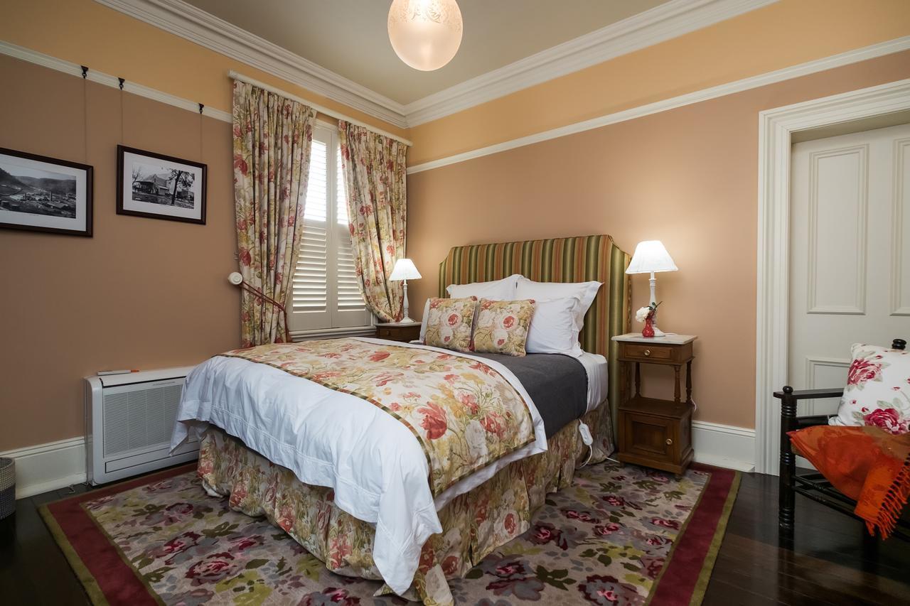 Old Bank Boutique Hotel Mittagong Kültér fotó