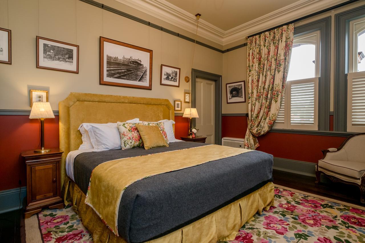 Old Bank Boutique Hotel Mittagong Kültér fotó
